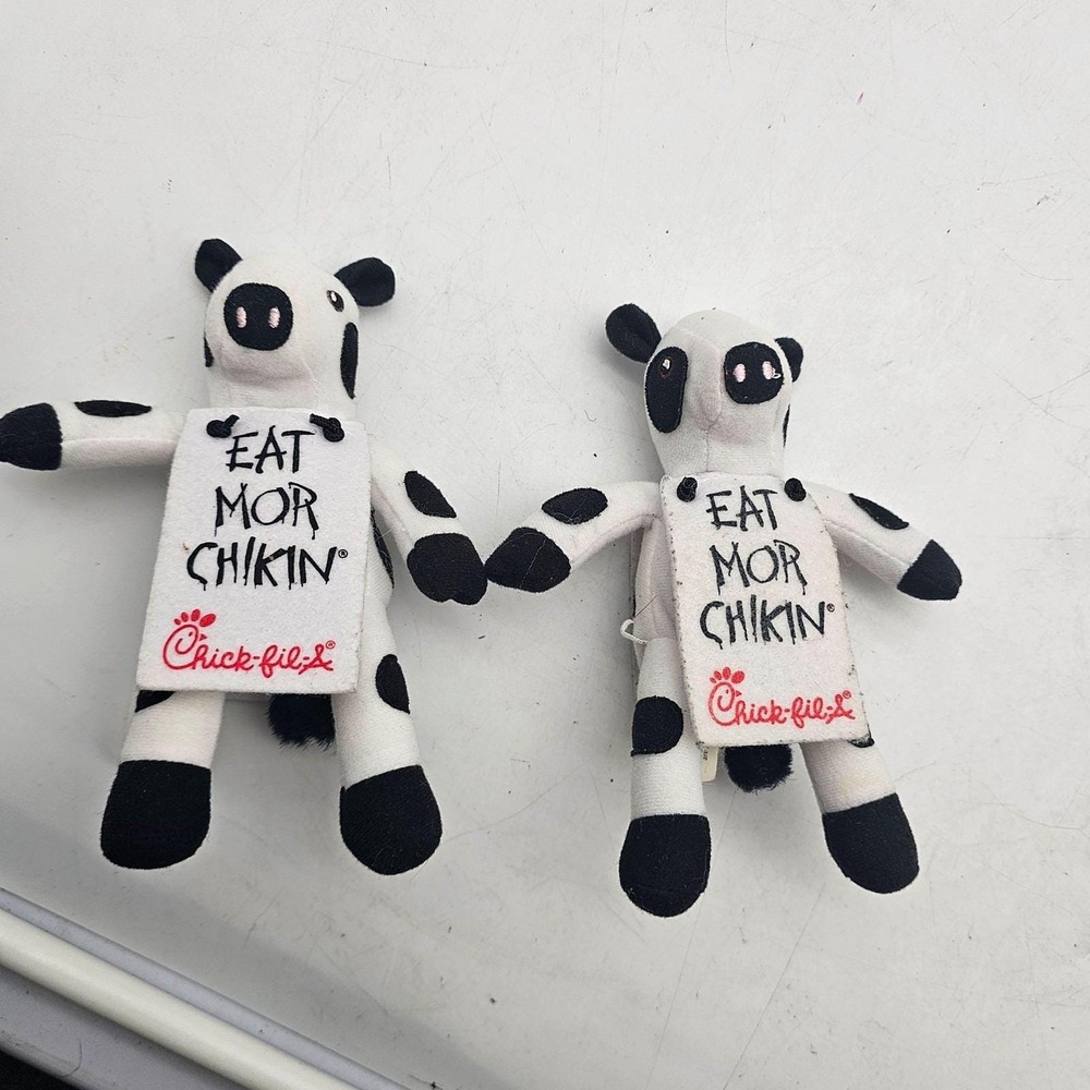 Chick-fil-A Cow Plush Stuffed Toys Lot Of 2 Small Eat Mor Chikin Mascot